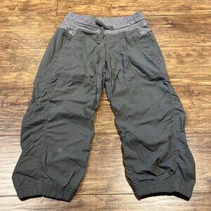 Ivivva grey crop studio dance pants